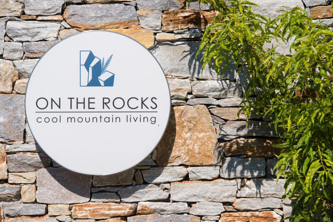 On The Rocks Aparthotel Theologos  Exterior photo