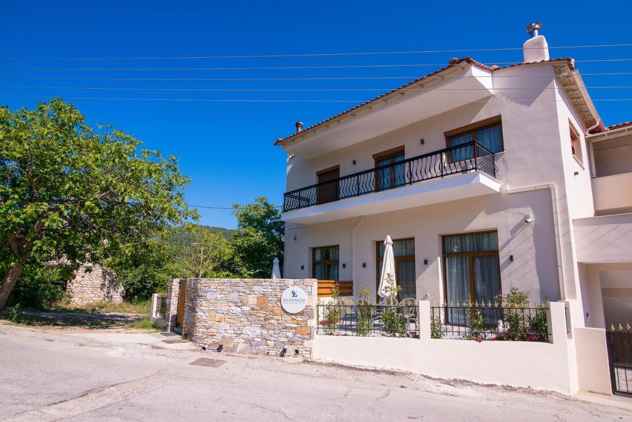 On The Rocks Aparthotel Theologos  Exterior photo