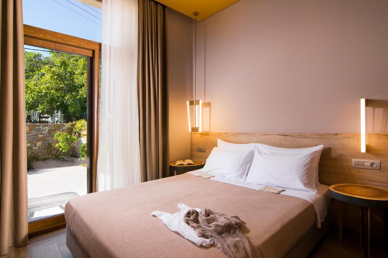 On The Rocks Aparthotel Theologos  Exterior photo